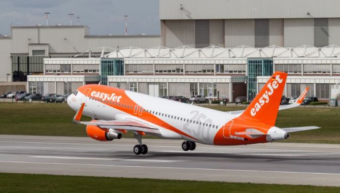 easyJet 02 16