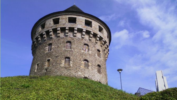 Brest tour Tanguy