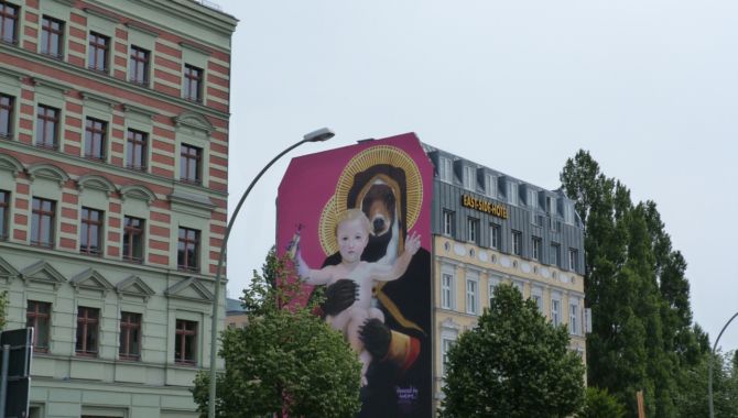 Berlin East Side Hotel