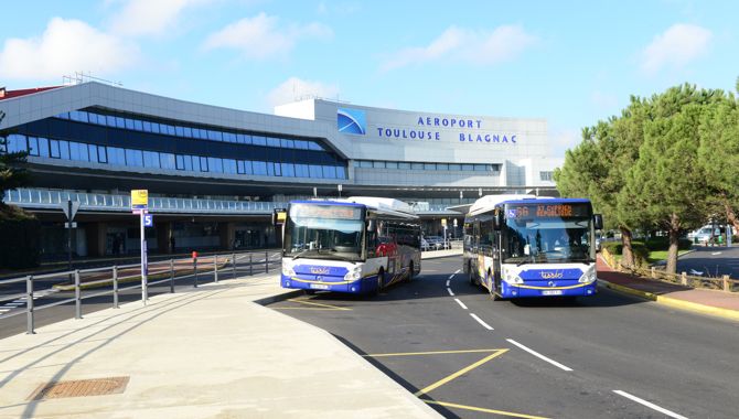 TLS facade bus