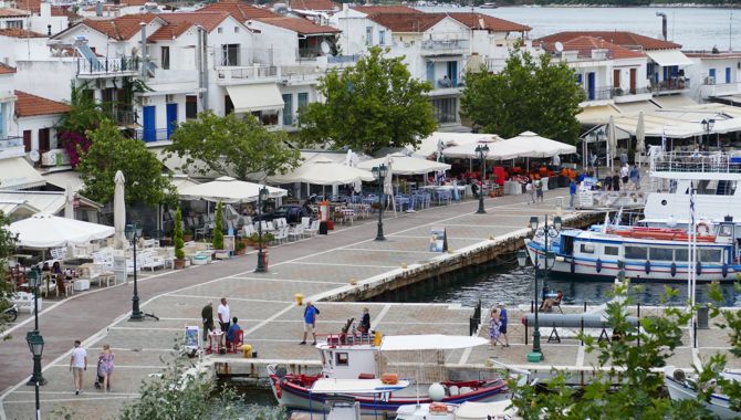 Skiathos le port