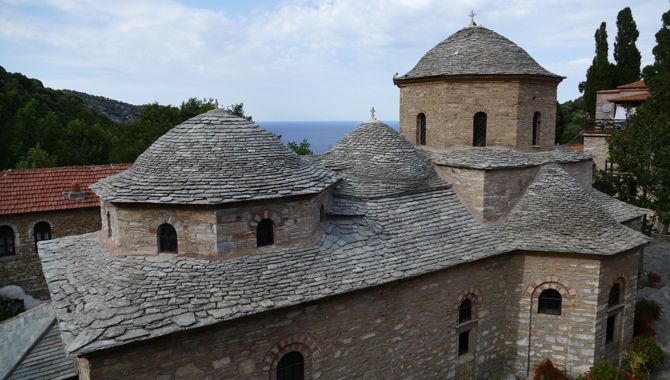 Skiathos monastere
