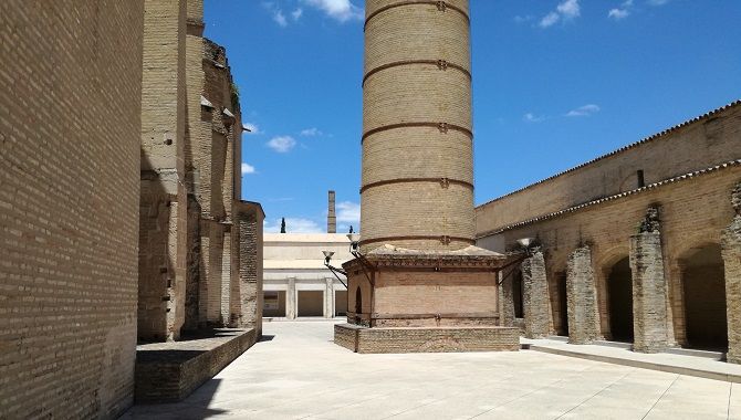 Seville Cartuja exterieur